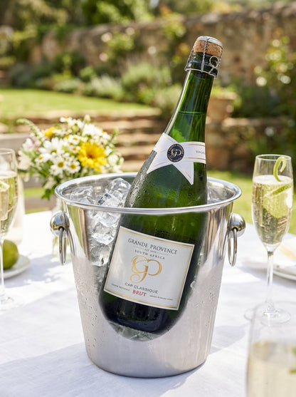 Grande Provence Cap Classique Brut NV - Lifestyle 3